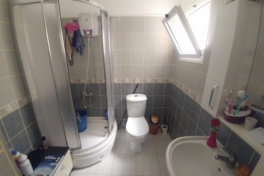 Kıbrısta Girne merkezde satılık 3+1 ful eşyalı daire