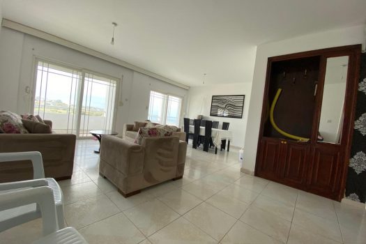 Girne’de Deniz manzaralı 2+1 Daire Kiralık